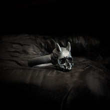 Load image into Gallery viewer, ossua-et-acroamata-jewelery-gothic-goth-gothic-memento-mori-sterling-silver-925-azazel-band-ring